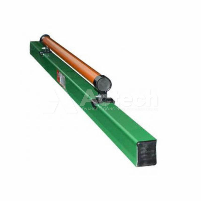 2.7m Master Finish Clamped Handle Screed